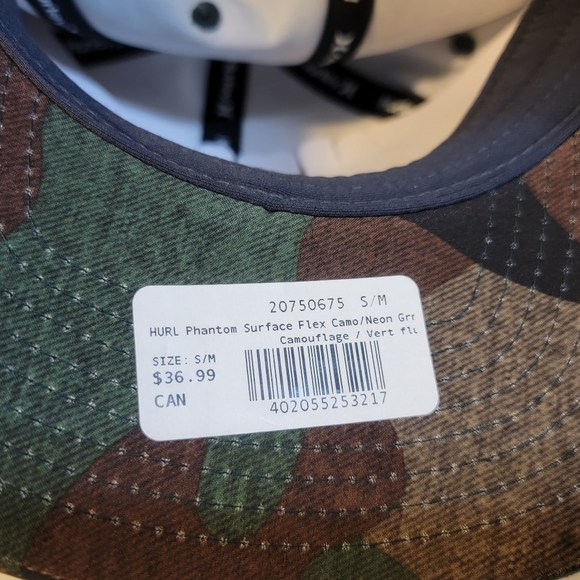 BNWT Hurley Flexfit Camo Hat (S/M) - Picture 3 of 7